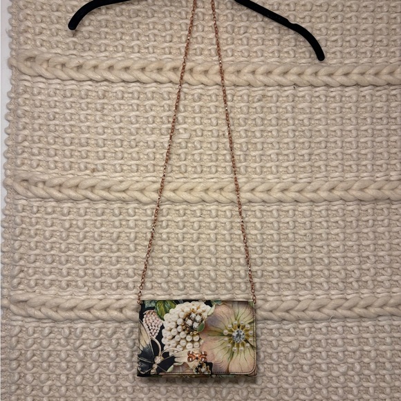 Ted Baker Gem Gardens Bow Black Rose Gold Purse with Removable Strap - Picture 2 of 8